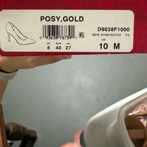 Gold/Silver sparkly heels - Picture 5 of 5